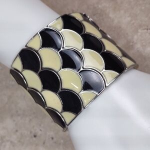 Vintage Enameled Fish Scale Stretch Bracelet